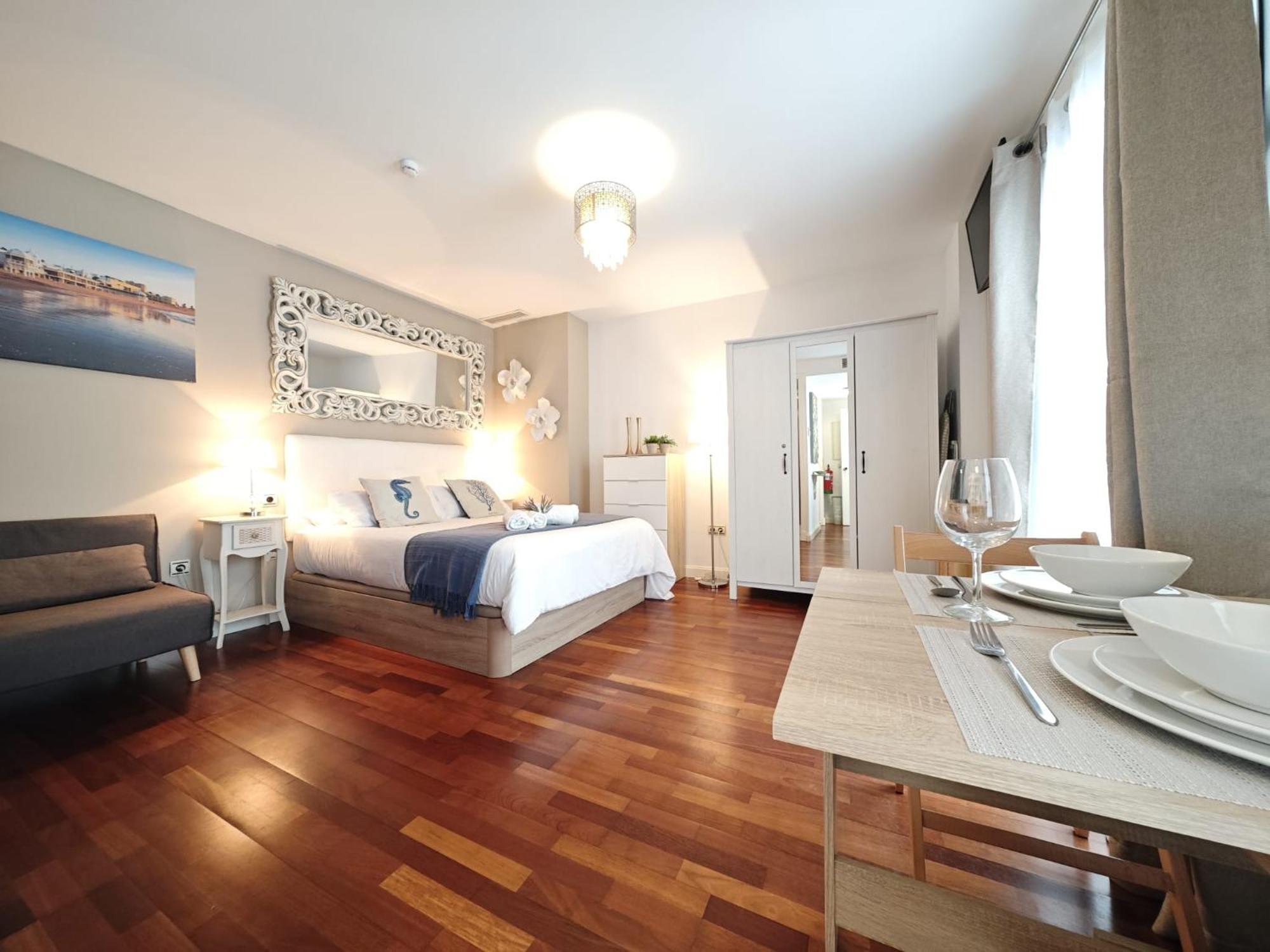 El Estudio Del Marques Little Cadis
